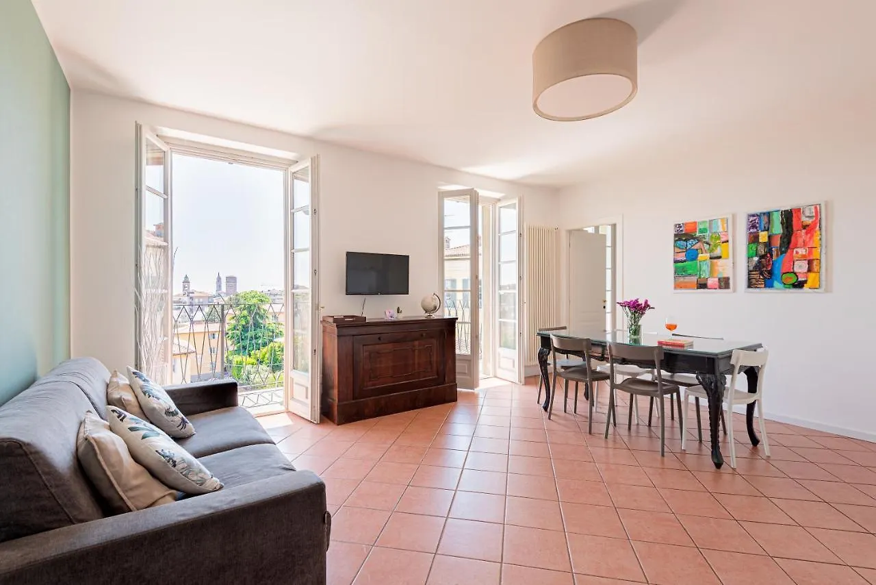 Rego Apartments - Boutique Aparthotel With Some Off-Site Apartments In A Charming Historic District Close To Upper Town Bérgamo Italia