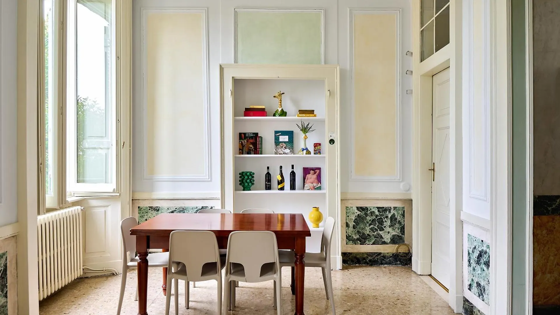 Rego Apartments - Boutique Aparthotel With Some Off-Site Apartments In A Charming Historic District Close To Upper Town Bérgamo 0*,