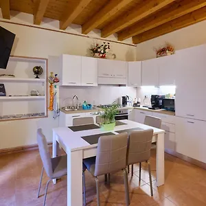 Cav Motteno Casa vacanze